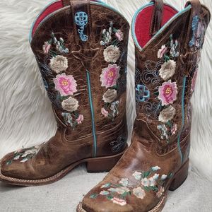 Girls size 13 Macie Bean floral cowboy boots